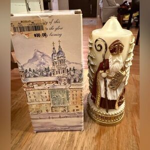 VTG 1990 Holiday Candle with Santa Design